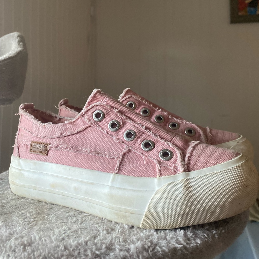 🪴2 for $10 Platform Slip Ons🪴